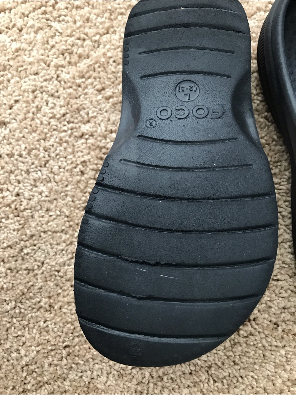 Crocs - Picture 2 of 3
